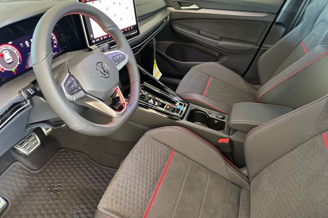 2025 Volkswagen Golf GTI 2.0T SE 2025 Volkswagen Golf GTI 2.0T SE