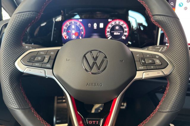 2025 Volkswagen Golf GTI 2.0T SE 2025 Volkswagen Golf GTI 2.0T SE