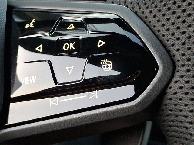 2025 Volkswagen Golf R Black Edition
