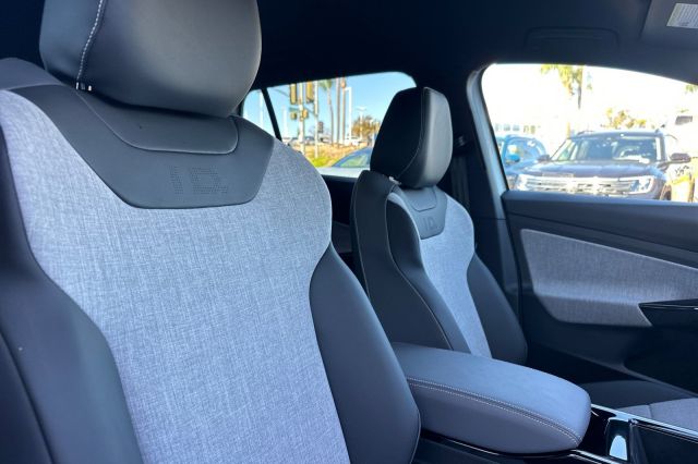 2025 Volkswagen ID.4 Pro 2025 Volkswagen ID.4 Pro