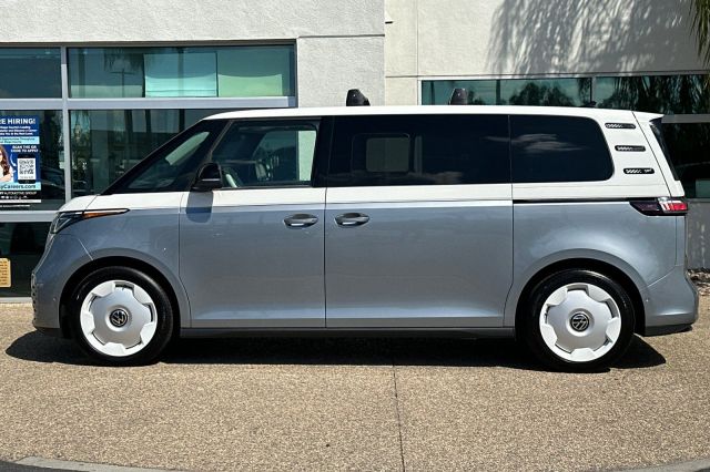 2025 Volkswagen ID. Buzz 1st Edition 2025 Volkswagen ID. Buzz 1st Edition