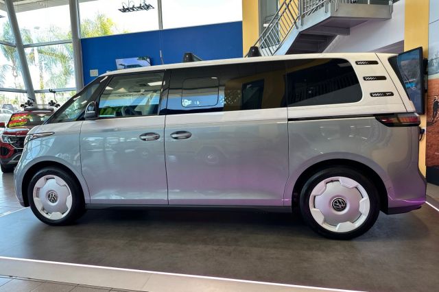 2025 Volkswagen ID. Buzz 1st Edition 2025 Volkswagen ID. Buzz 1st Edition