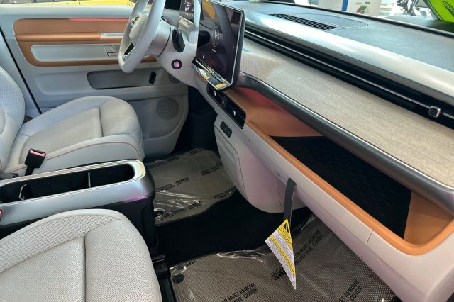 2025 Volkswagen ID. Buzz 1st Edition 2025 Volkswagen ID. Buzz 1st Edition