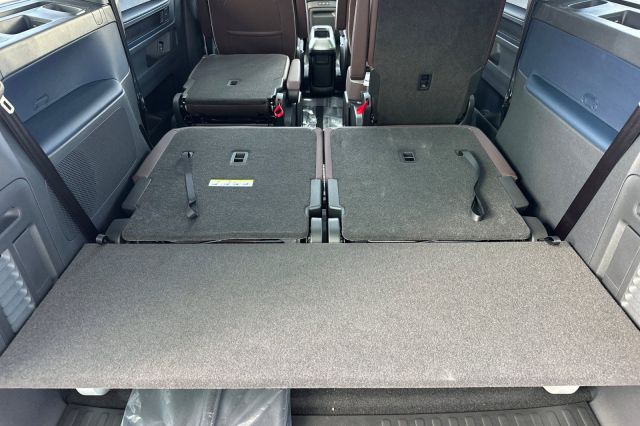 2025 Volkswagen ID. Buzz Pro S Plus 2025 Volkswagen ID. Buzz Pro S Plus