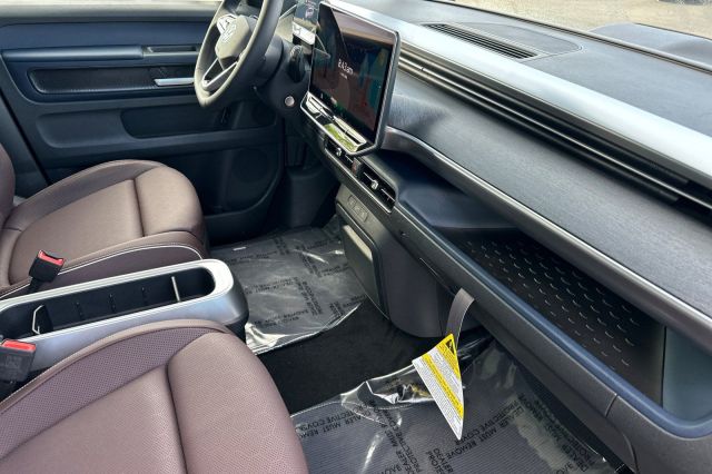 2025 Volkswagen ID. Buzz Pro S Plus 2025 Volkswagen ID. Buzz Pro S Plus