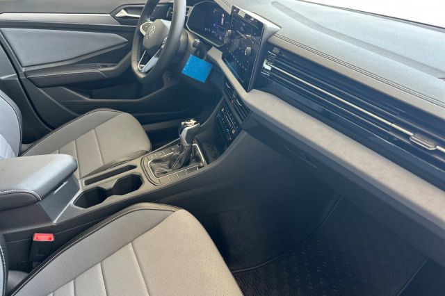 2025 Volkswagen Jetta 1.5T SE 2025 Volkswagen Jetta 1.5T SE