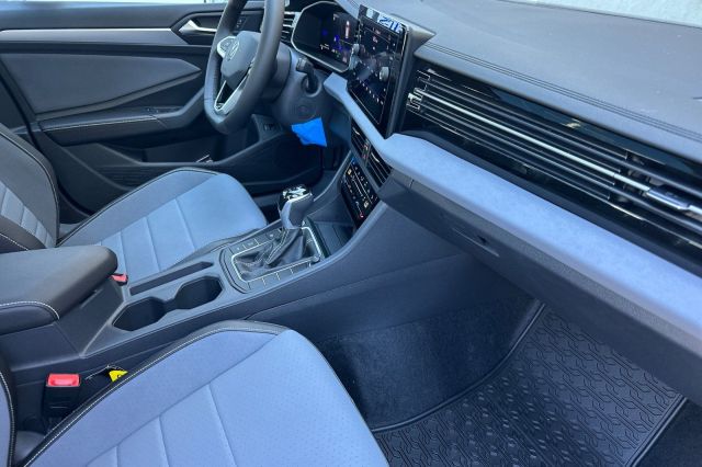 2025 Volkswagen Jetta 1.5T SE 2025 Volkswagen Jetta 1.5T SE