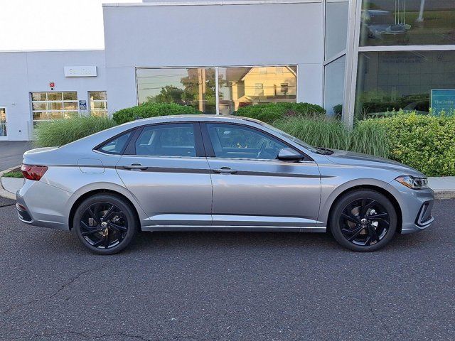 2025 Volkswagen Jetta SE