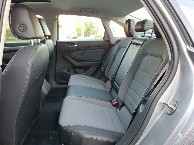 2025 Volkswagen Jetta SE