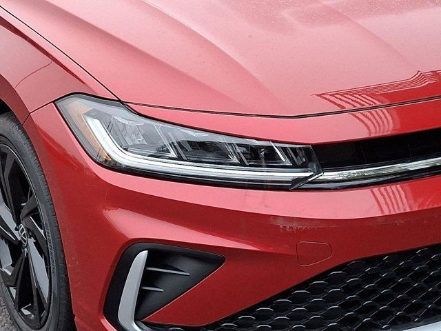 2025 Volkswagen Jetta SE