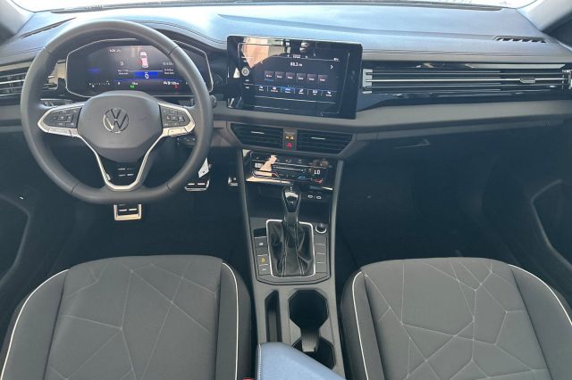 2025 Volkswagen Jetta 1.5T Sport 2025 Volkswagen Jetta 1.5T Sport