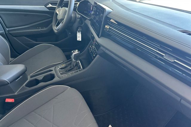 2025 Volkswagen Jetta 1.5T Sport 2025 Volkswagen Jetta 1.5T Sport