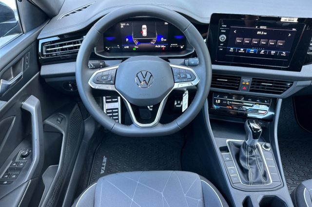 2025 Volkswagen Jetta 1.5T Sport 2025 Volkswagen Jetta 1.5T Sport