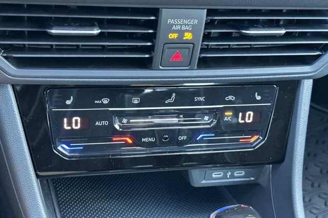 2025 Volkswagen Jetta 1.5T Sport 2025 Volkswagen Jetta 1.5T Sport