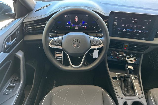 2025 Volkswagen Jetta 1.5T Sport 2025 Volkswagen Jetta 1.5T Sport