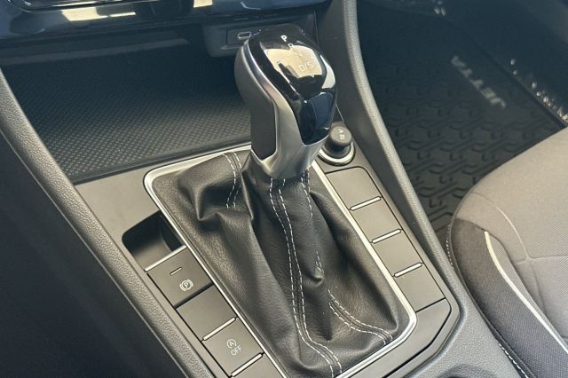 2025 Volkswagen Jetta 1.5T Sport 2025 Volkswagen Jetta 1.5T Sport