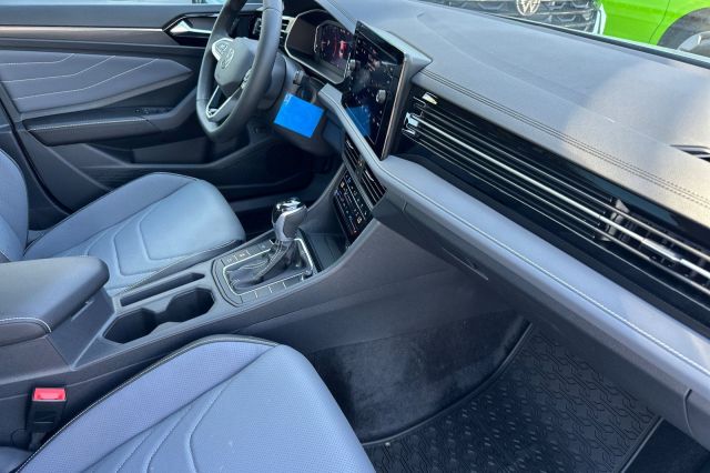 2025 Volkswagen Jetta 1.5T SEL 2025 Volkswagen Jetta 1.5T SEL