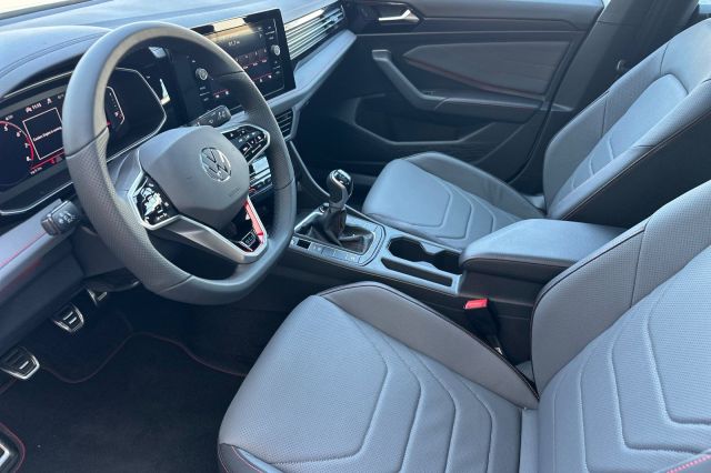 2025 Volkswagen Jetta GLI 2.0T Autobahn 2025 Volkswagen Jetta GLI 2.0T Autobahn