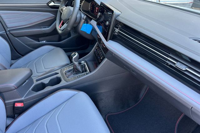 2025 Volkswagen Jetta GLI 2.0T Autobahn 2025 Volkswagen Jetta GLI 2.0T Autobahn