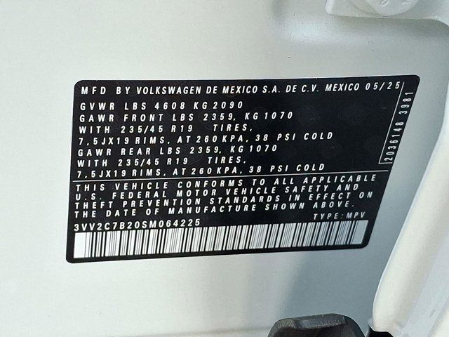 2025 Volkswagen Taos SE Black
