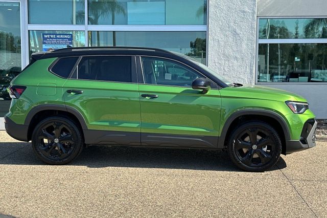 2025 Volkswagen Taos 1.5T SE Black 2025 Volkswagen Taos 1.5T SE Black