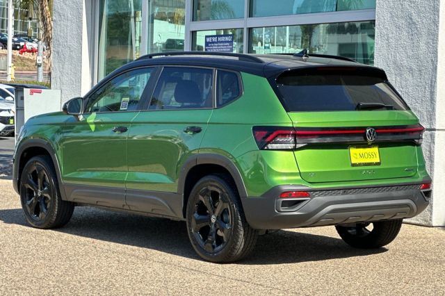 2025 Volkswagen Taos 1.5T SE Black 2025 Volkswagen Taos 1.5T SE Black