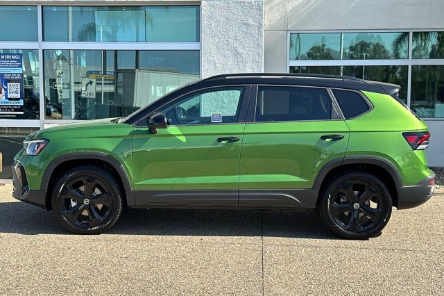 2025 Volkswagen Taos 1.5T SE Black 2025 Volkswagen Taos 1.5T SE Black