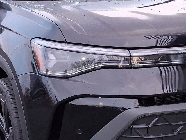 2025 Volkswagen Taos SE Black
