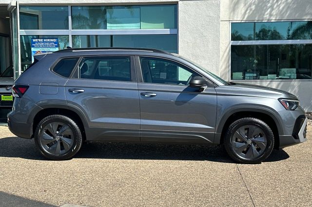 2025 Volkswagen Taos 1.5T S 2025 Volkswagen Taos 1.5T S