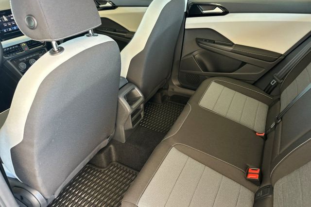 2025 Volkswagen Taos 1.5T S 2025 Volkswagen Taos 1.5T S