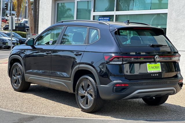 2025 Volkswagen Taos 1.5T S 2025 Volkswagen Taos 1.5T S