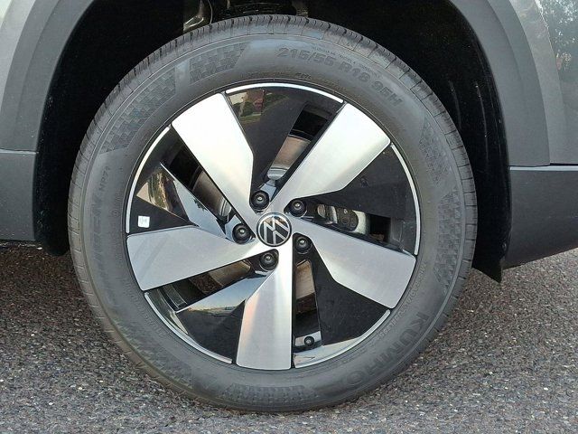 2025 Volkswagen Taos S