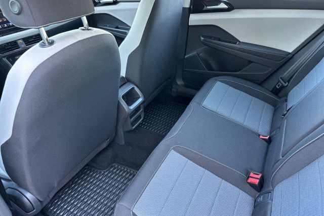 2025 Volkswagen Taos 1.5T S 2025 Volkswagen Taos 1.5T S