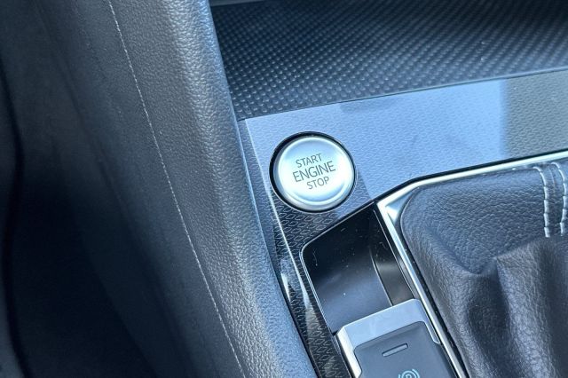 2025 Volkswagen Taos 1.5T S 2025 Volkswagen Taos 1.5T S