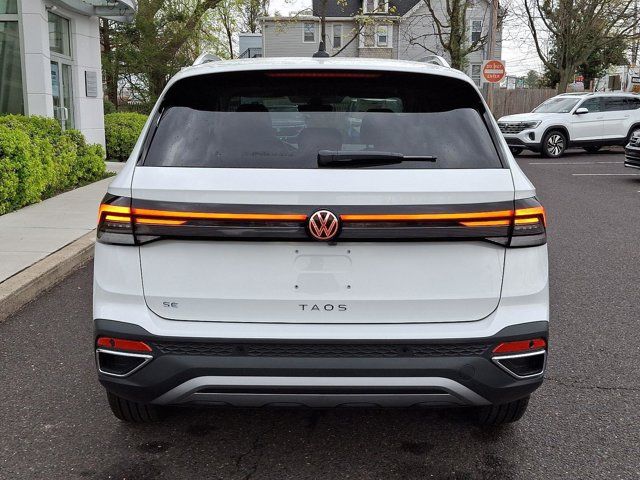 2025 Volkswagen Taos SE