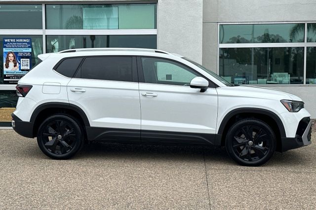 2025 Volkswagen Taos 1.5T SE 2025 Volkswagen Taos 1.5T SE