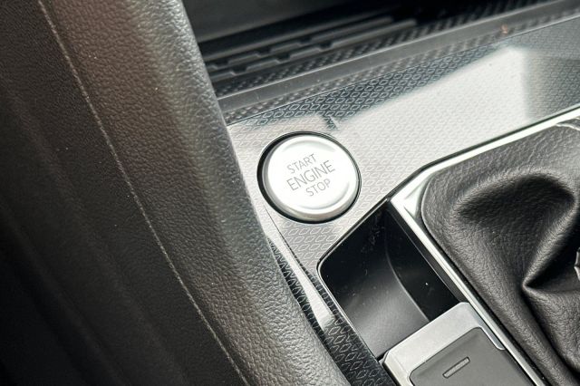 2025 Volkswagen Taos 1.5T SE 2025 Volkswagen Taos 1.5T SE