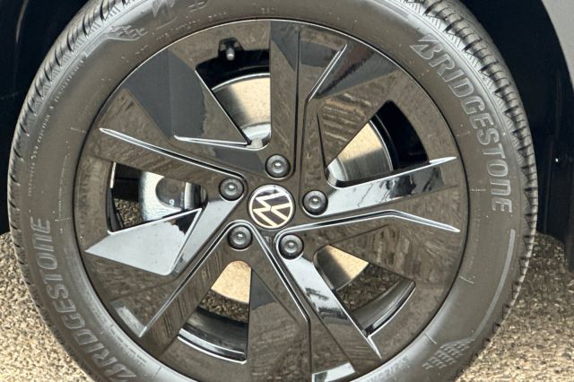 2025 Volkswagen Taos 1.5T SE 2025 Volkswagen Taos 1.5T SE