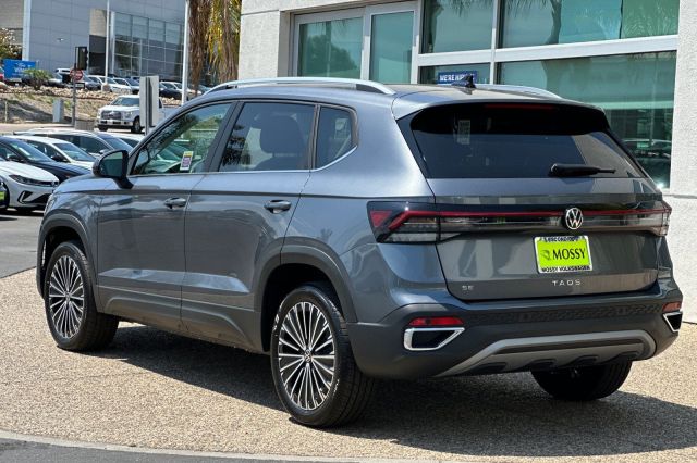 2025 Volkswagen Taos 1.5T SE 2025 Volkswagen Taos 1.5T SE