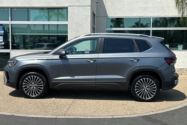 2025 Volkswagen Taos 1.5T SE 2025 Volkswagen Taos 1.5T SE
