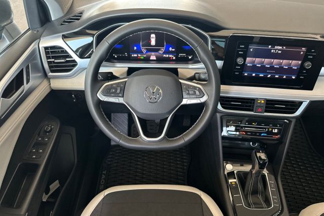 2025 Volkswagen Taos 1.5T SE 2025 Volkswagen Taos 1.5T SE