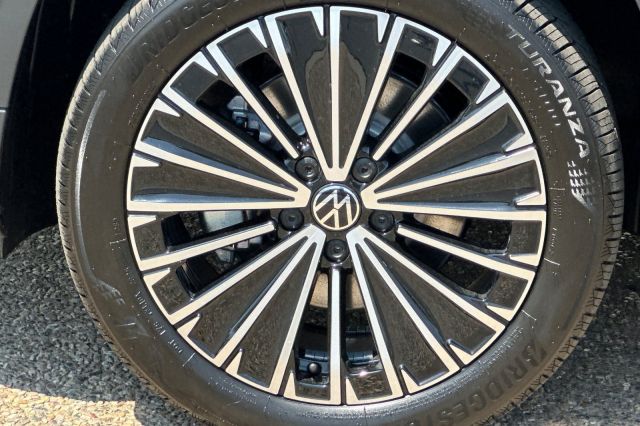 2025 Volkswagen Taos 1.5T SE 2025 Volkswagen Taos 1.5T SE