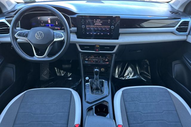 2025 Volkswagen Taos 1.5T SE 2025 Volkswagen Taos 1.5T SE