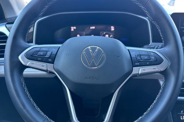 2025 Volkswagen Taos 1.5T SE 2025 Volkswagen Taos 1.5T SE
