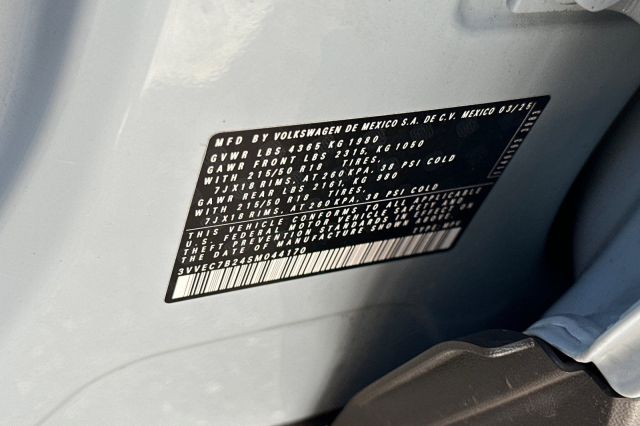 2025 Volkswagen Taos 1.5T SE 2025 Volkswagen Taos 1.5T SE