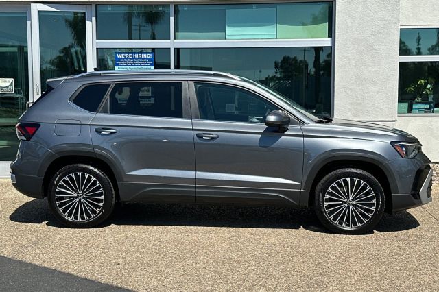 2025 Volkswagen Taos 1.5T SE 2025 Volkswagen Taos 1.5T SE