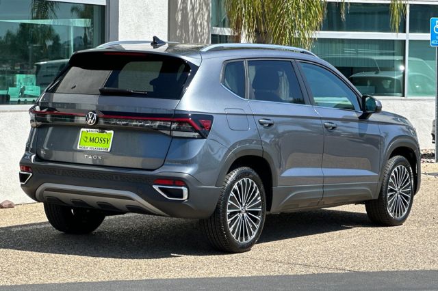 2025 Volkswagen Taos 1.5T SE 2025 Volkswagen Taos 1.5T SE