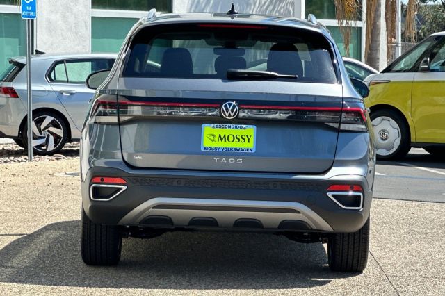 2025 Volkswagen Taos 1.5T SE 2025 Volkswagen Taos 1.5T SE