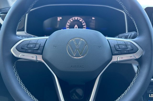 2025 Volkswagen Taos 1.5T SE 2025 Volkswagen Taos 1.5T SE