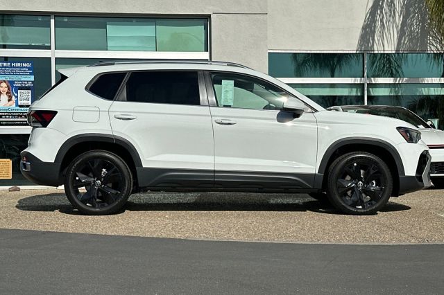 2025 Volkswagen Taos 1.5T SE 2025 Volkswagen Taos 1.5T SE